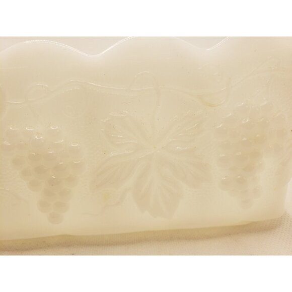 Anchor Hocking Milk Glass Loaf 8" x 3" Fire King Ware Planter Grape Vine White - Picture 6 of 9